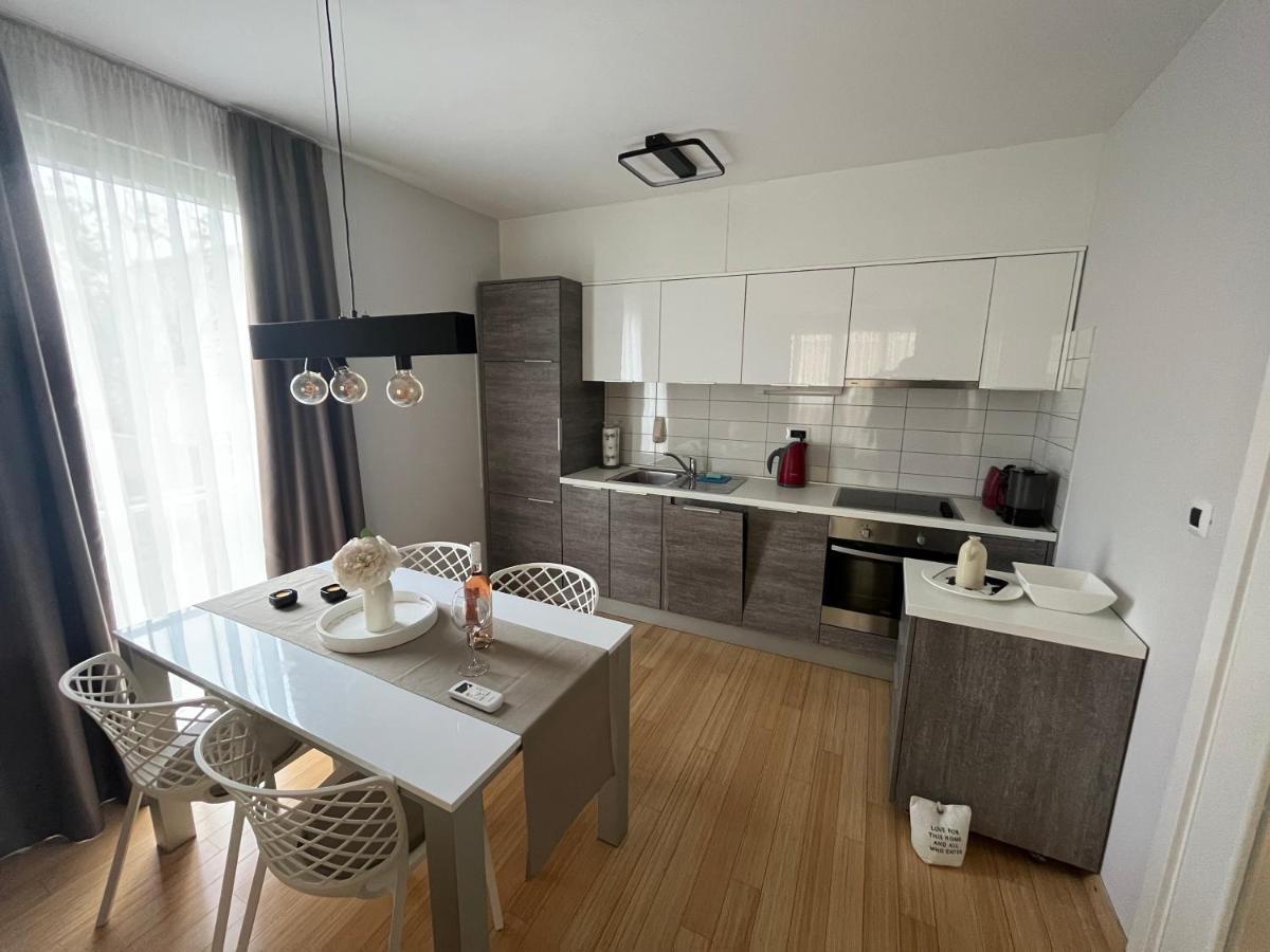 Apartment Sunny U Resortu, Petrcane, Za 4, Akcija! *